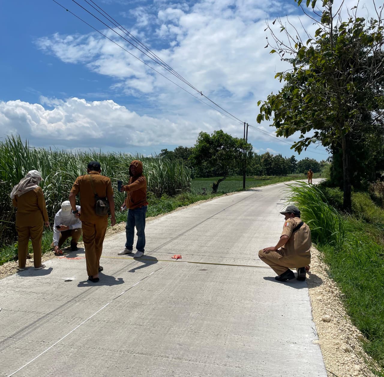 Gambar utama untuk artikel: 22 Desa di Kecamatan Kedungadem Tuntaskan Program BKKD, Fokus Peningkatan Infrastruktur Jalan hingga Drainase