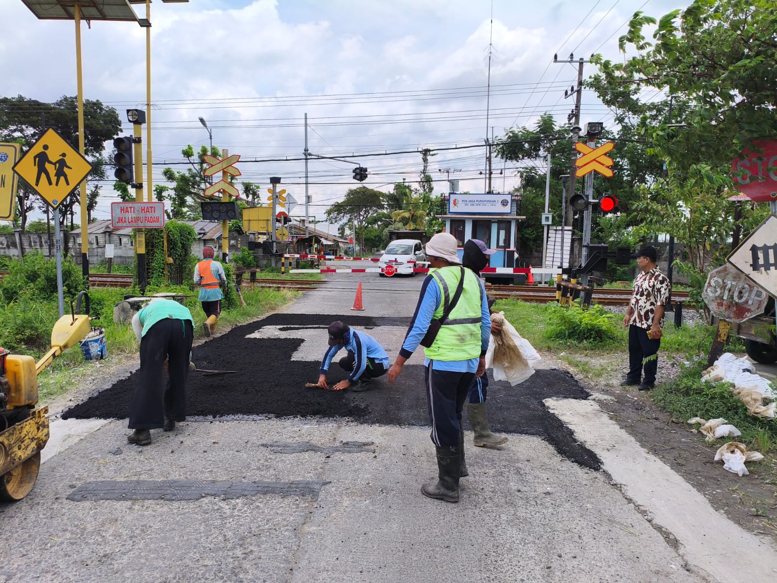 Pemkab Bojonegoro Rampungkan Perbaikan Jalur Alternatif Sambut Arus Mudik-Balik 2026