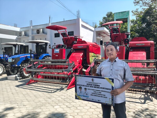 Terima Bantuan Alsintan untuk Tingkatkan Ketahanan Pangan, Gapoktan Apresiasi Langkah Nyata Pemkab Bojonegoro