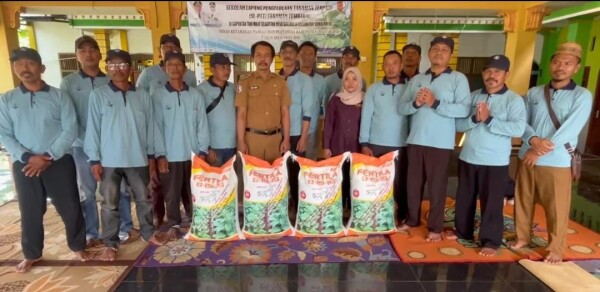 Petani Tembakau Bojonegoro Sambut Gembira Bantuan Pupuk, Optimis Produksi Akan Meningkat