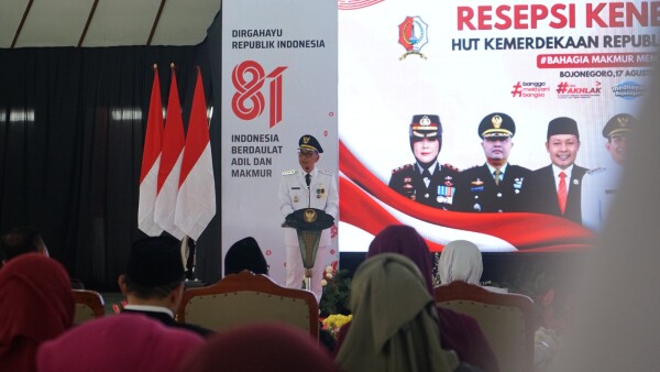 Bupati, Wakil Bupati dan Forkopimda Bojonegoro Ikuti Secara Daring Resepsi Kenegaraan di Istana Negara