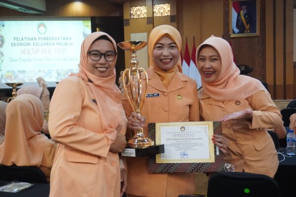 Es Tape Ketan Ireng Kreasi DWP Bojonegoro Masuk Nominasi Minuman Pilihan Menu Lokal Jawa Timur