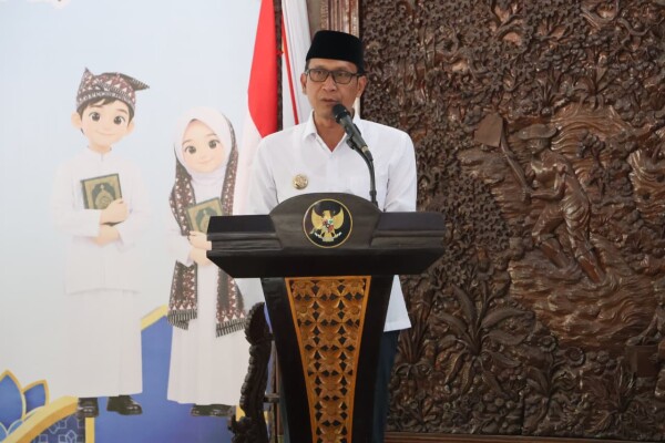 Gambar utama untuk artikel: Wujudkan Generasi Qur'ani, Pemkab Bojonegoro Wacanakan Siswa SD Hafal Juz Amma